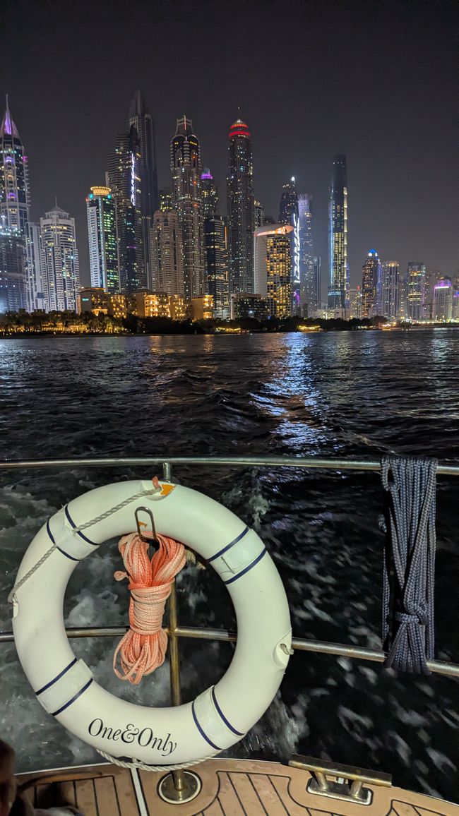 Tag 3 (2024) Dubai JBR Beach, Souks Deira e The One and Only