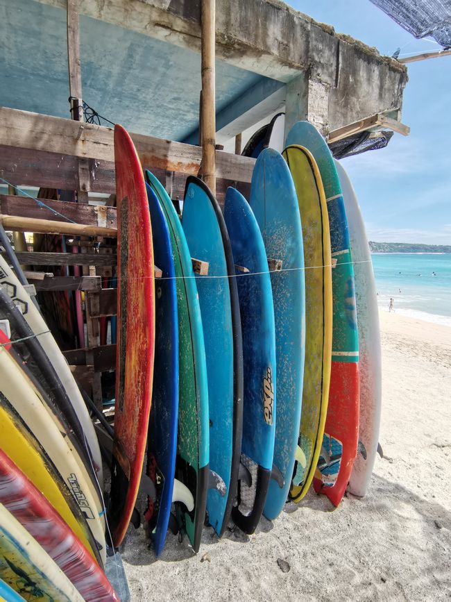 Bali - Reisfelder und Surfhotspot