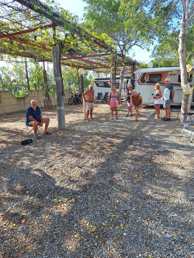 Boules, our afternoon sport 