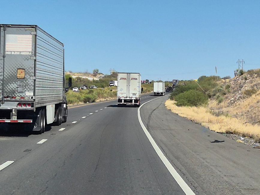 Long way on Interstate 10