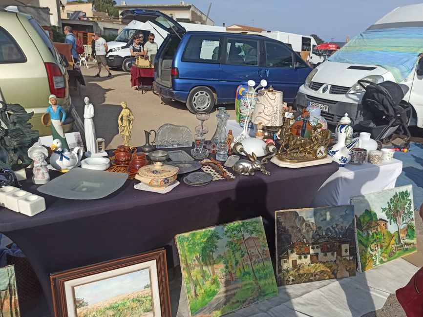 Second-Hand-Flohmarkt „L'Encant de l'Empordà“ (Verges, Baix Empordà, Girona)