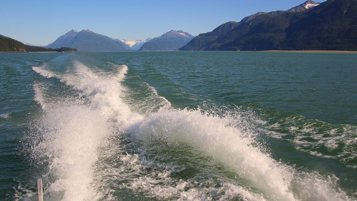 Tag 24: Trip nach Juneau: Wale, Gletscherausbruch & 16.000 Touristen