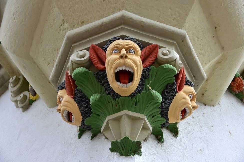 Fachwerk, Kunst und Kettensägen