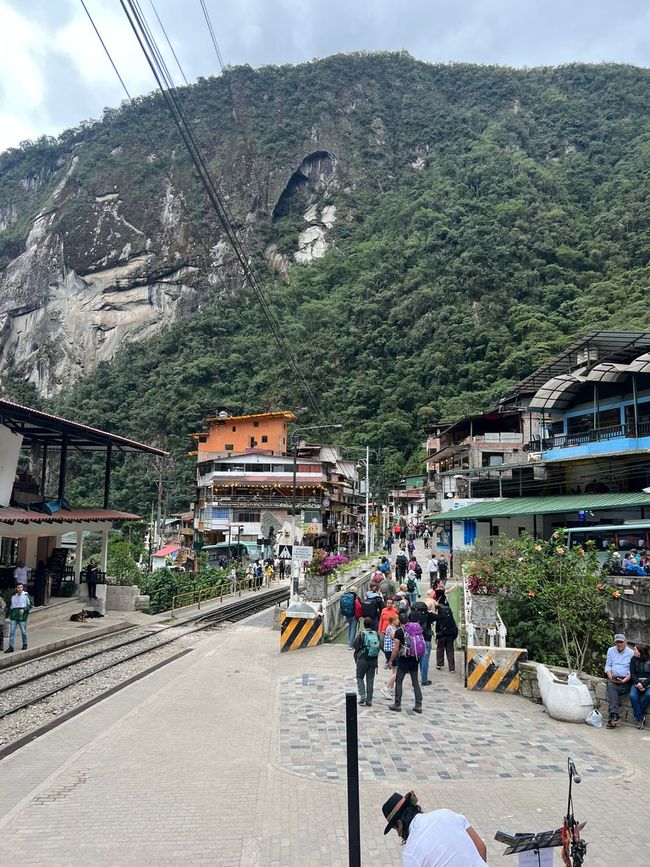 👷♂️Tag 30-2 (2.11.) Viaggio da Cusco ad Aguas Calientes ai piedi del Machu Picchu