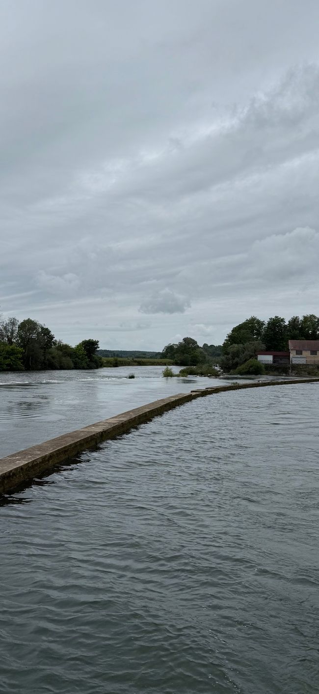 Canale e Doubs separati da un muro, Ranchot