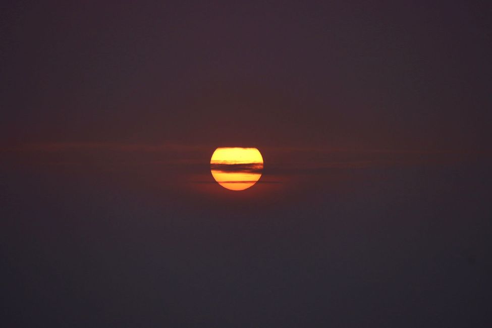 Sonnenuntergang mit Wolke