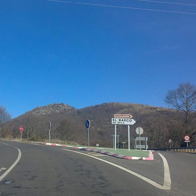 Photos from my car of Vallejera de Riofrío (Salamanca) (12/2019)