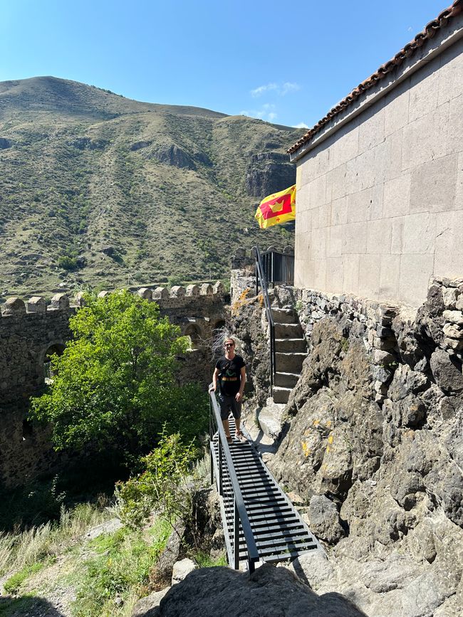Von Grabsteinen, riesigen Spinnen und einem tollen Schloss