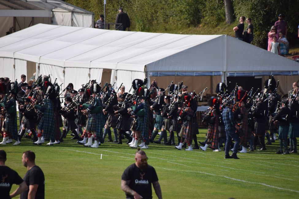 Strong Men, Pipes and Drums