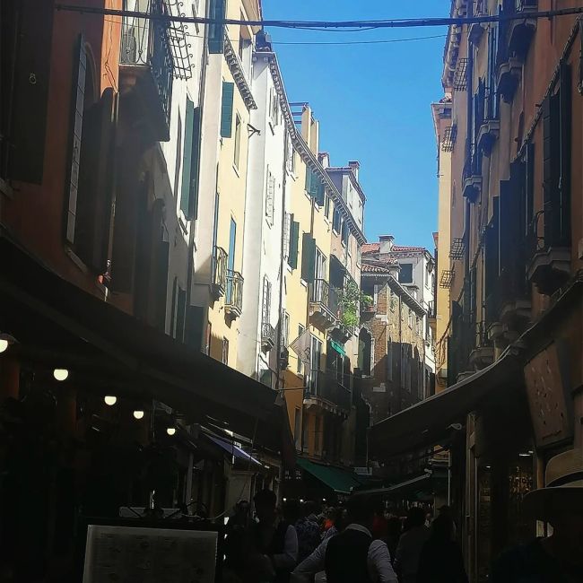 Ein Tag in Venedig: Ein Abenteuer voller Überraschungen