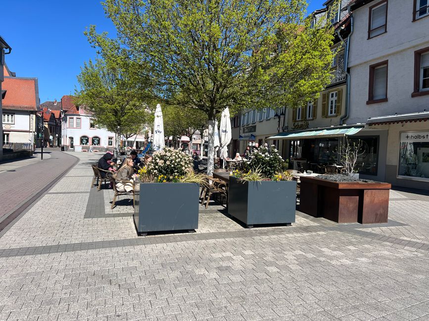 03 vers Darmstadt-Wixhausen
