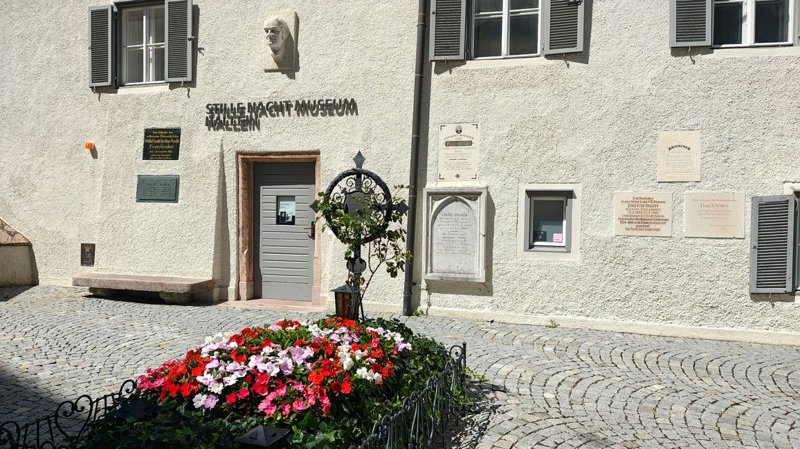 Stille Nacht Museum mit dem Grab von Franz Xaver Gruber