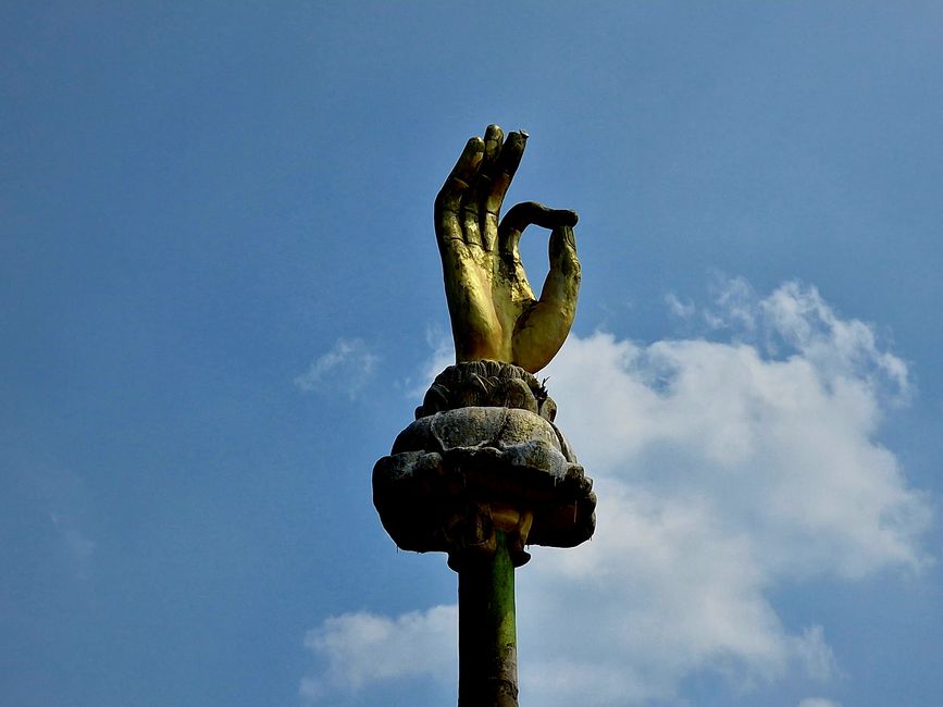 Kandy - Diente de Buda y 'la santa oásis de paz y iluminación'.