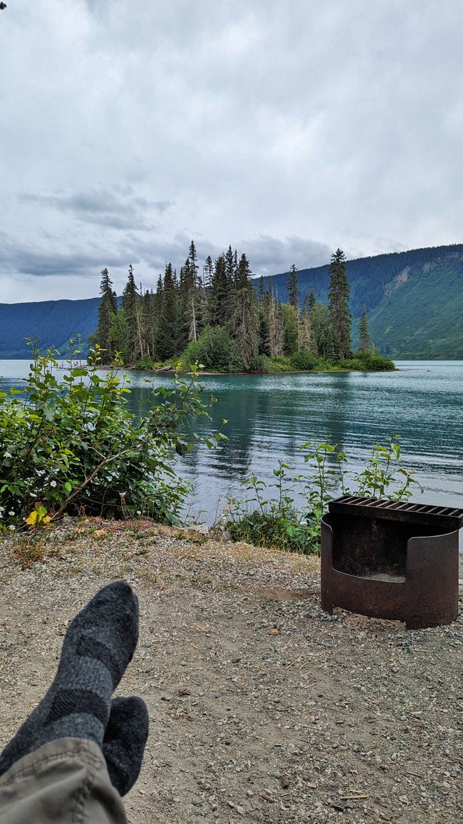 Tag 16: Stewart,BC / Hyder,AK - Meziadin Lake: Bear Stalemate