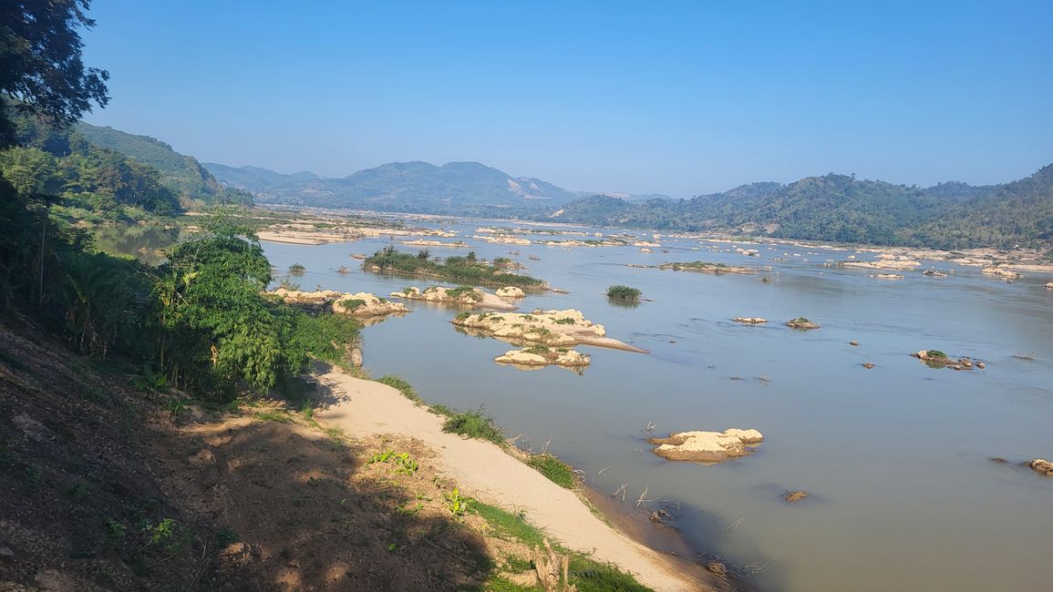 Am Mekong entlang und durch die Berge.