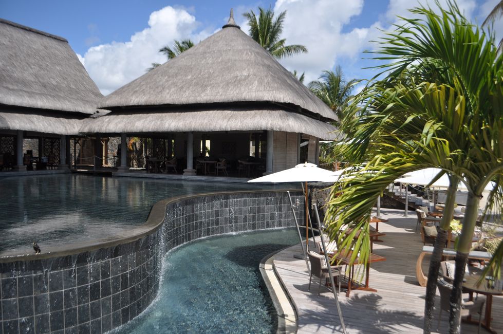 Shanti Maurice Resort & Spa