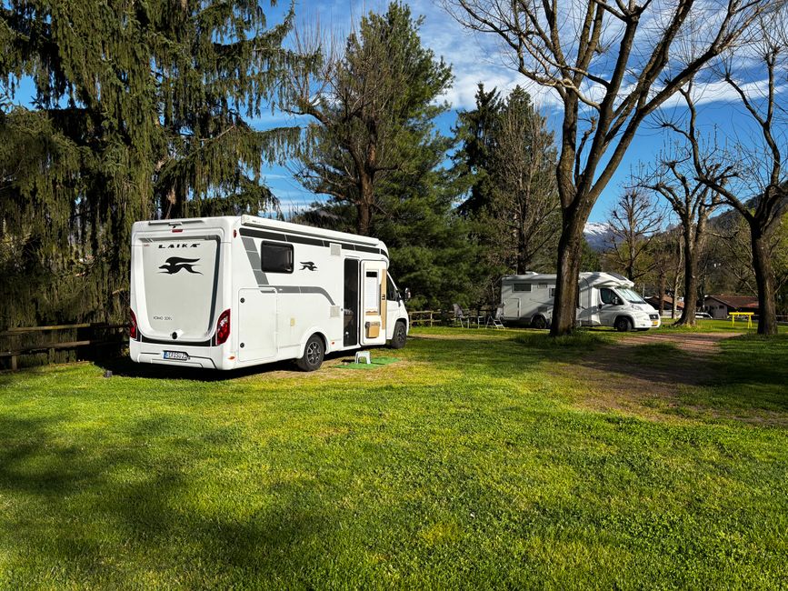 Estacionamiento en el Camping Cusio