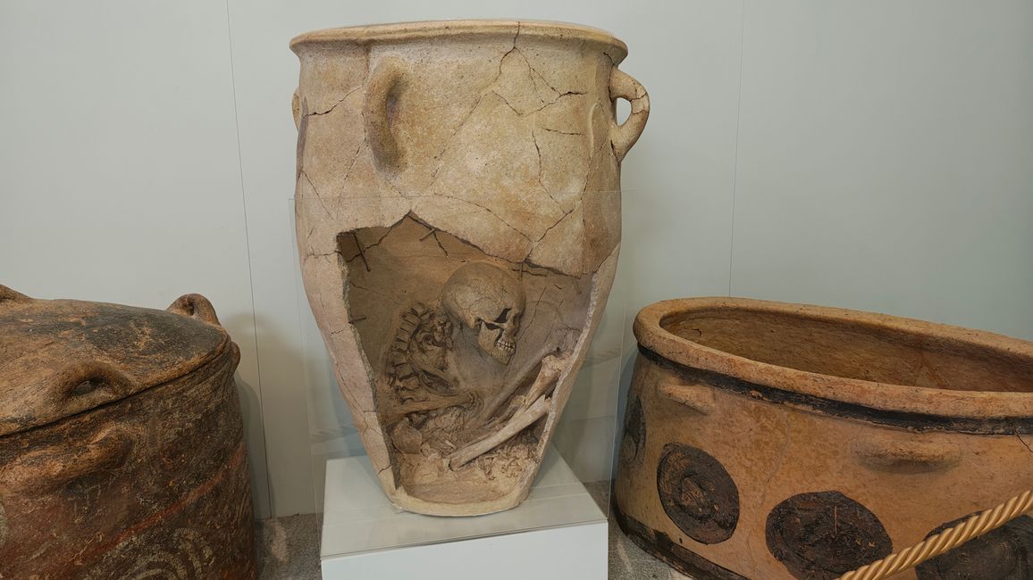 Inhumation par vase