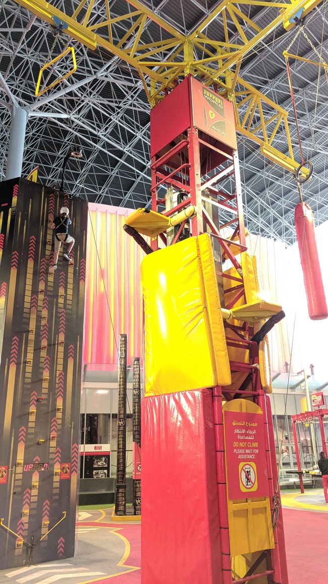 Étiquette 7 (2019) Ferrari World