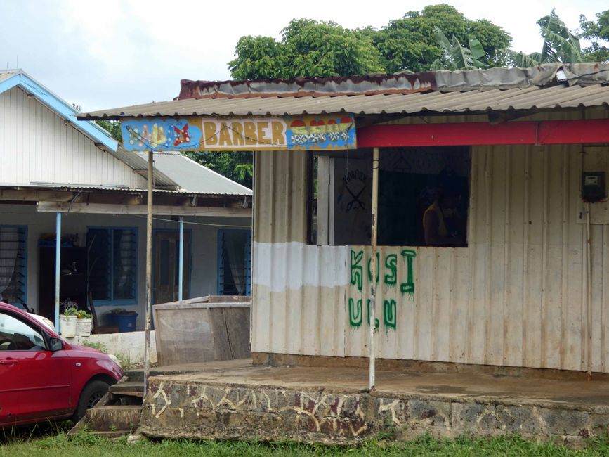 Aktiver Barber-Shop mit Kunden