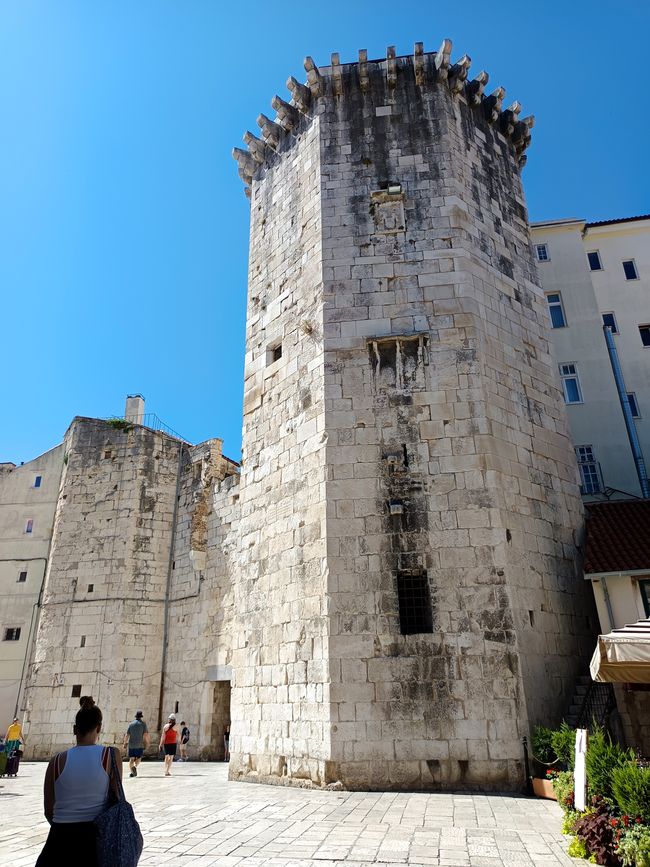 Mletacka Kula - Venezianischer Turm am Obstplatz
