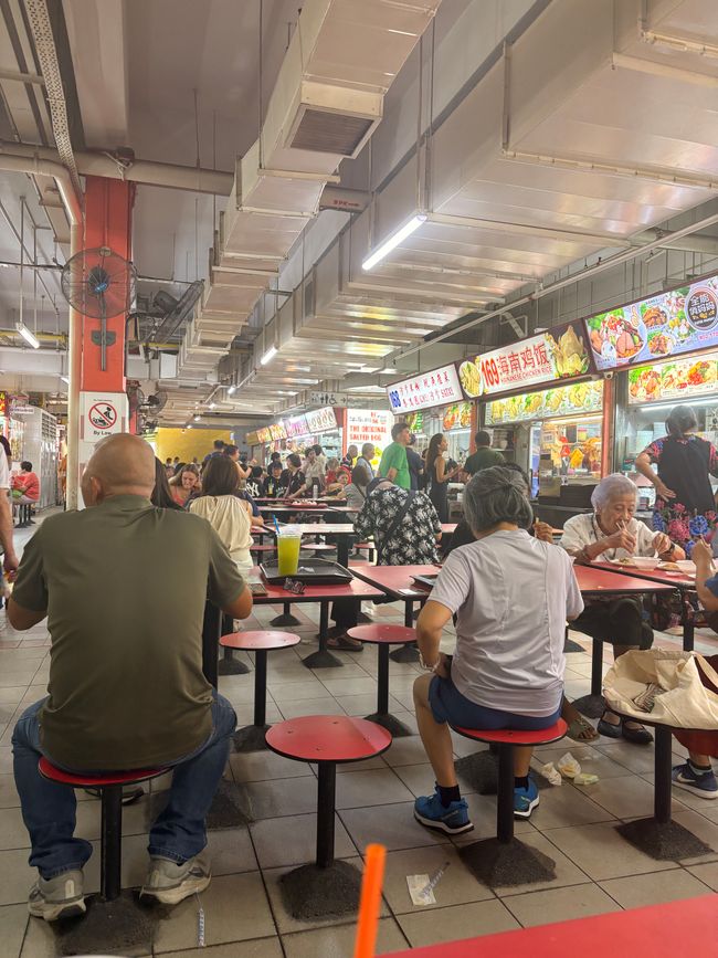 Eines der vielen Hawkerzentren