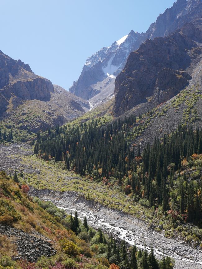 Wanderung im Ala-Artscha-Nationalpark
