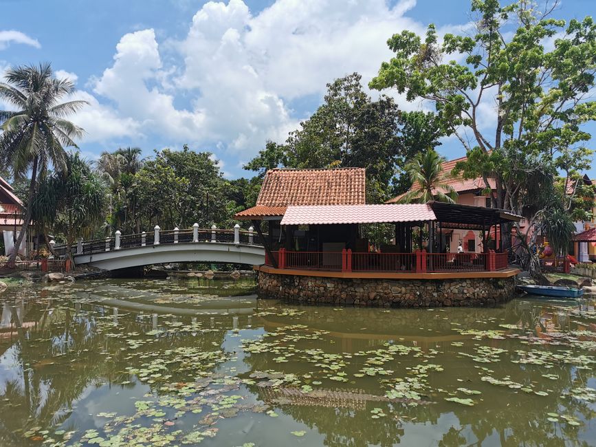 ... Oriental Village ...