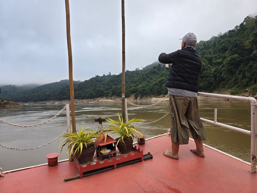 Auf dem Mekong von Luang Prabang nach Ban Houayxay