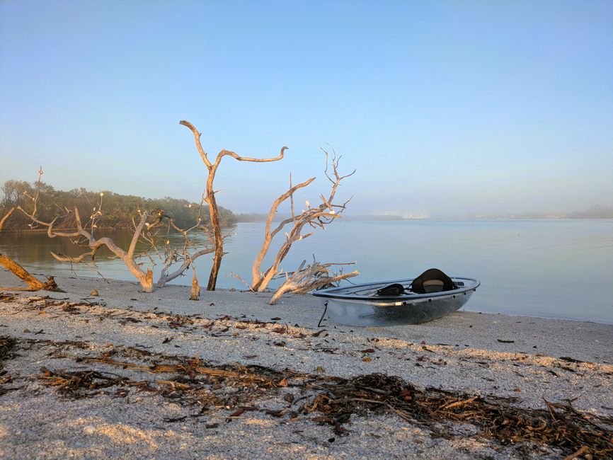 Tour in kayak al tramonto