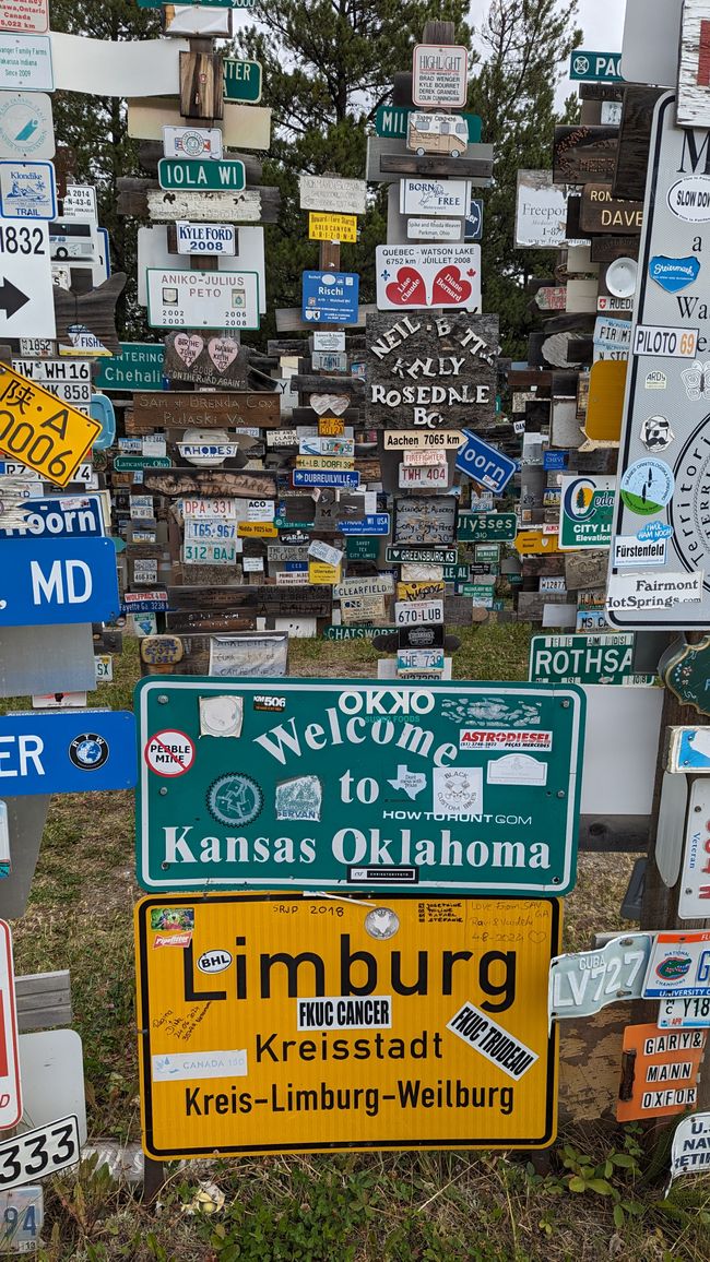 Sign Post Forest (forest of signs) Watson Lake