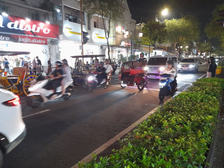 Etiqueta 3: En camino a Yogyakarta