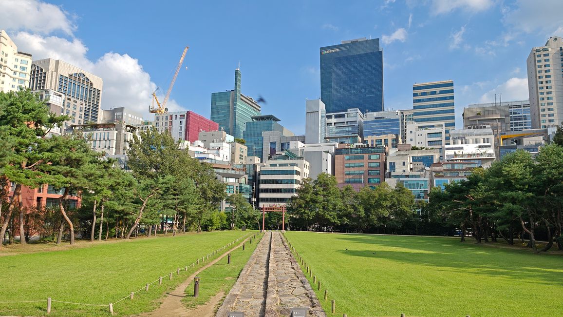 Grabanlage mitten in Gangnam