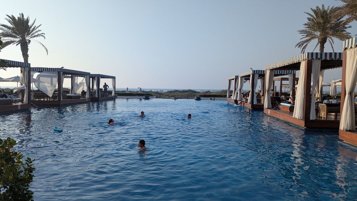 Saadiyat Beach Club