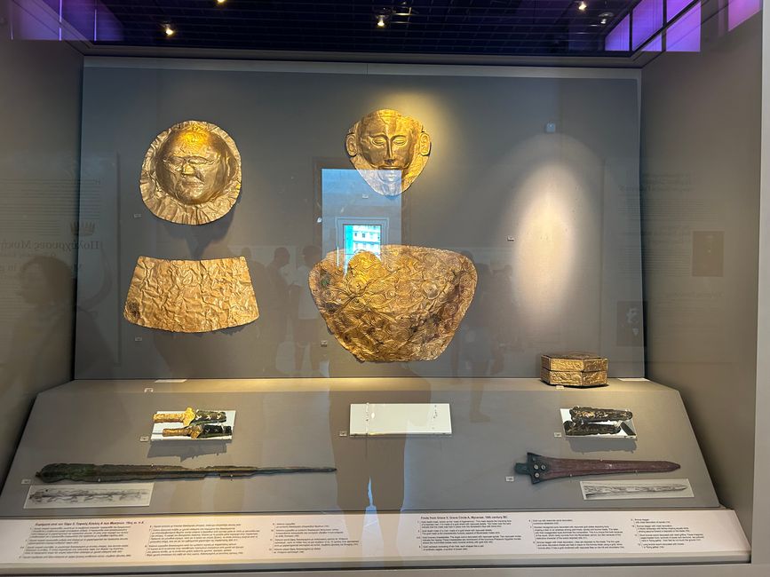 Goldene Masken aus Mykene