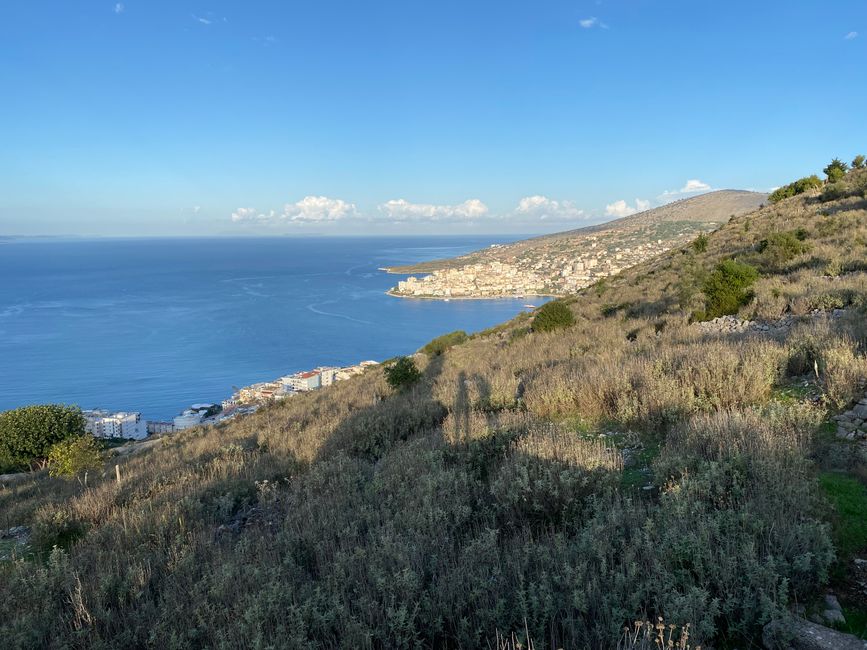 Blick vom Fundament des Leuchtturms auf Saranda