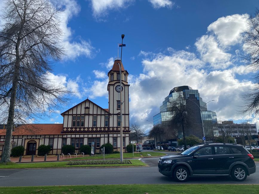 Hamilton — Thames