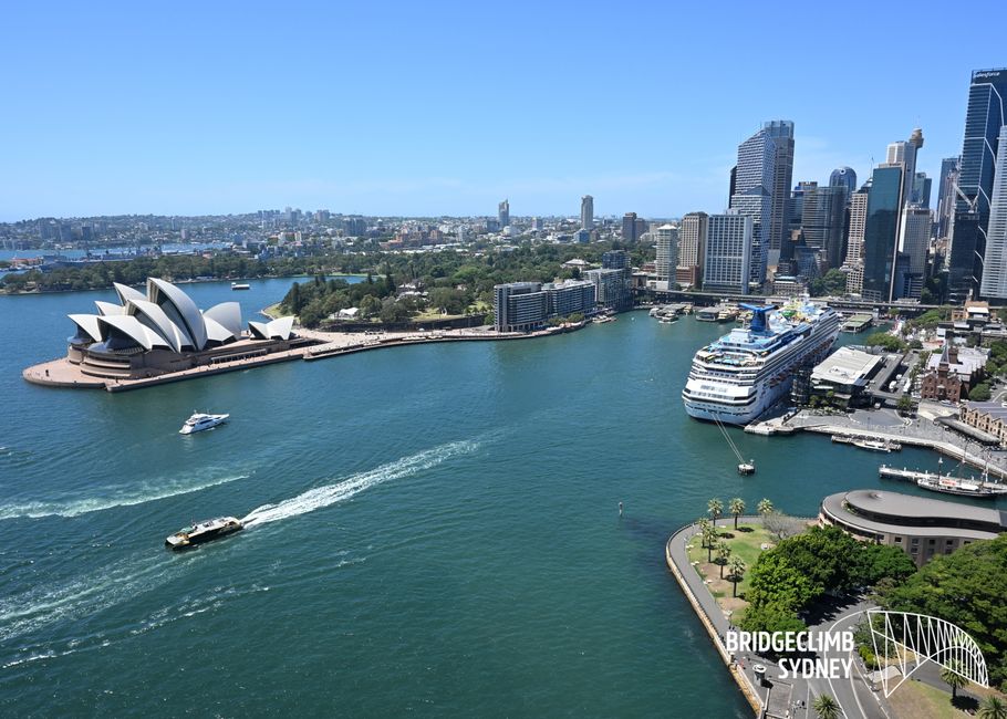 Sydney Harbour Bridge 