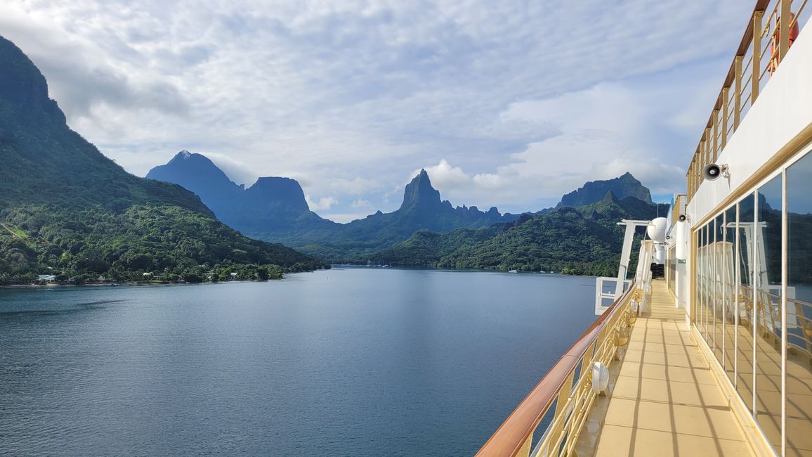 Mo’orea – impresionantes cumbres montañosas nos reciben