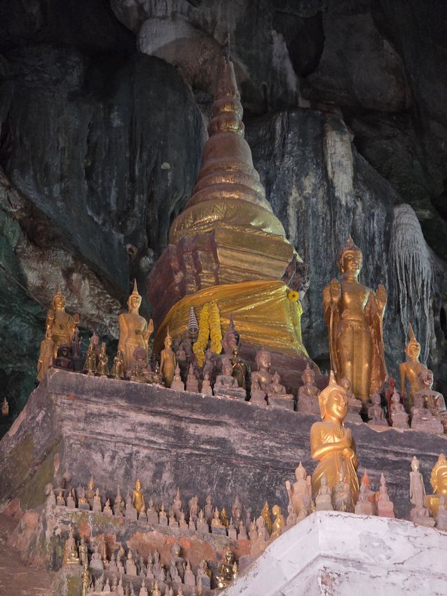 Auf dem Mekong von Luang Prabang nach Ban Houayxay