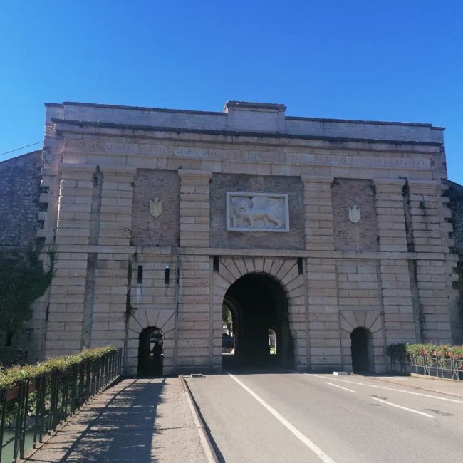 Porta Verona