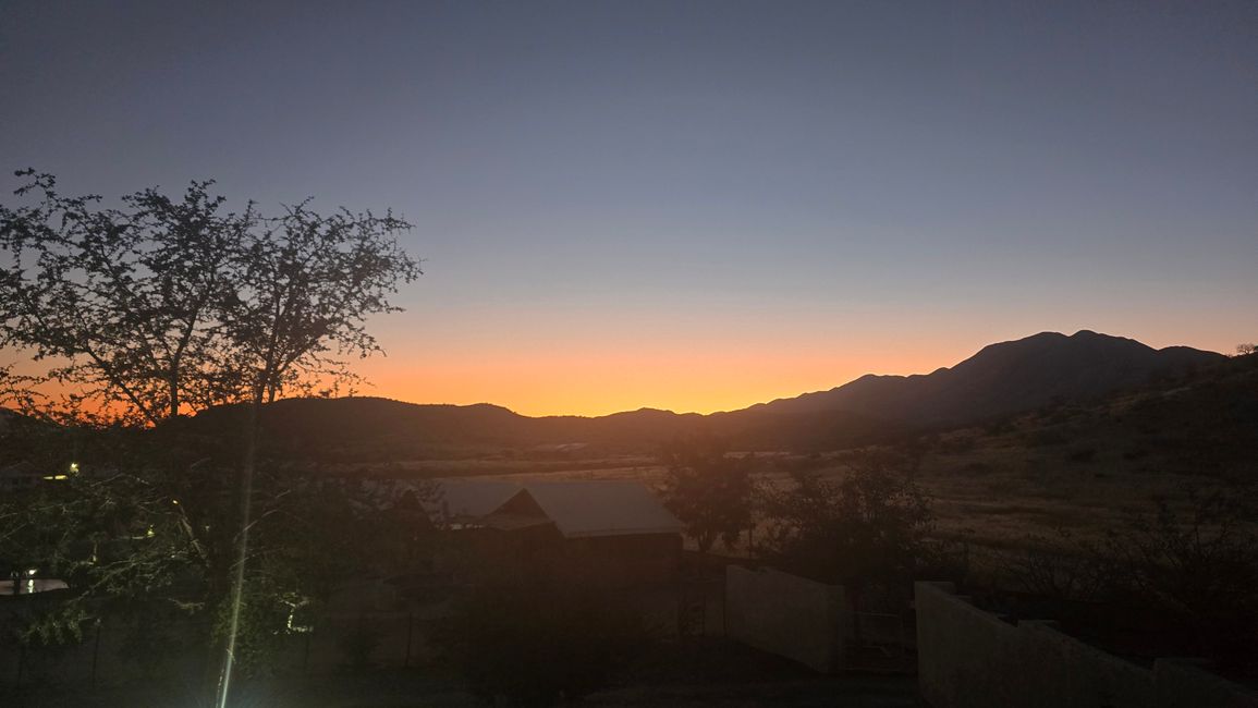 Sonnenaufgang im Erongo
