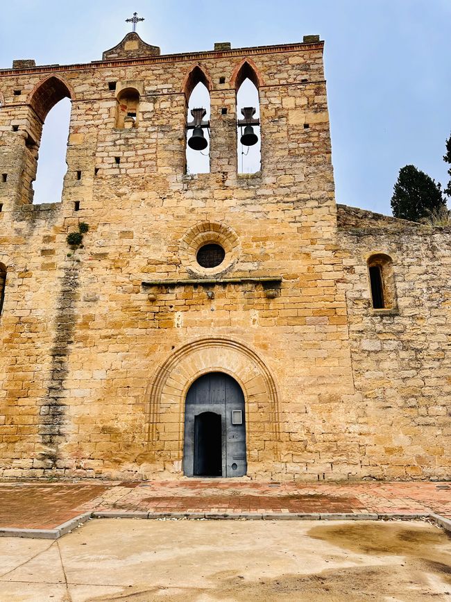 Peratallada y La Bisbal d'Empordà