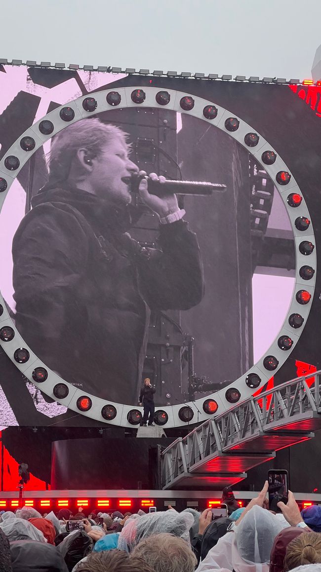 Ed Sheeran Loop-Tour
