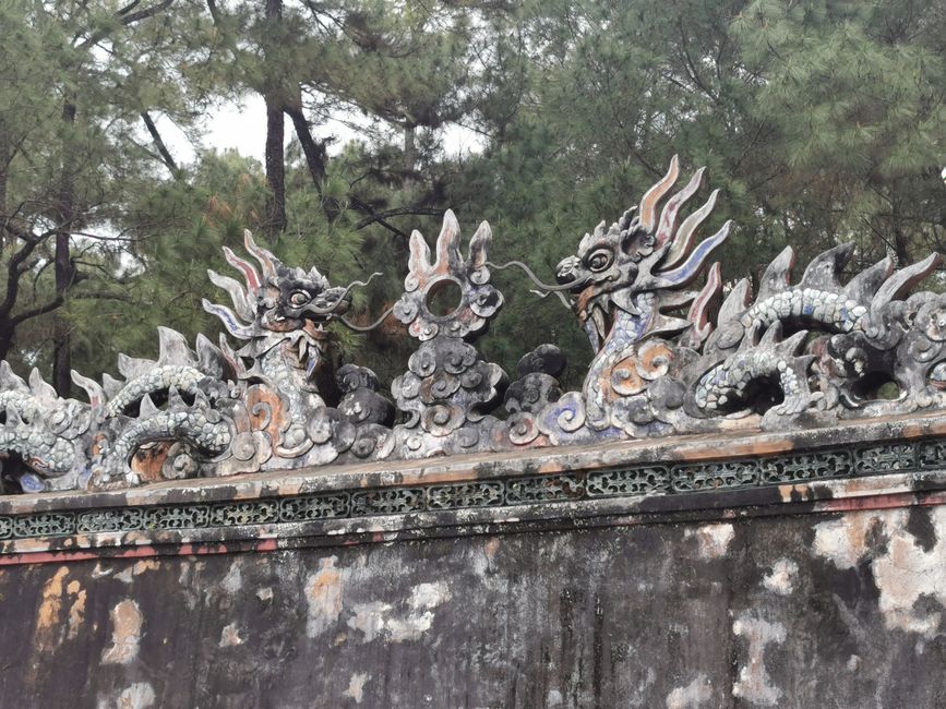 Recorrido por la antigua ciudad imperial de Hue