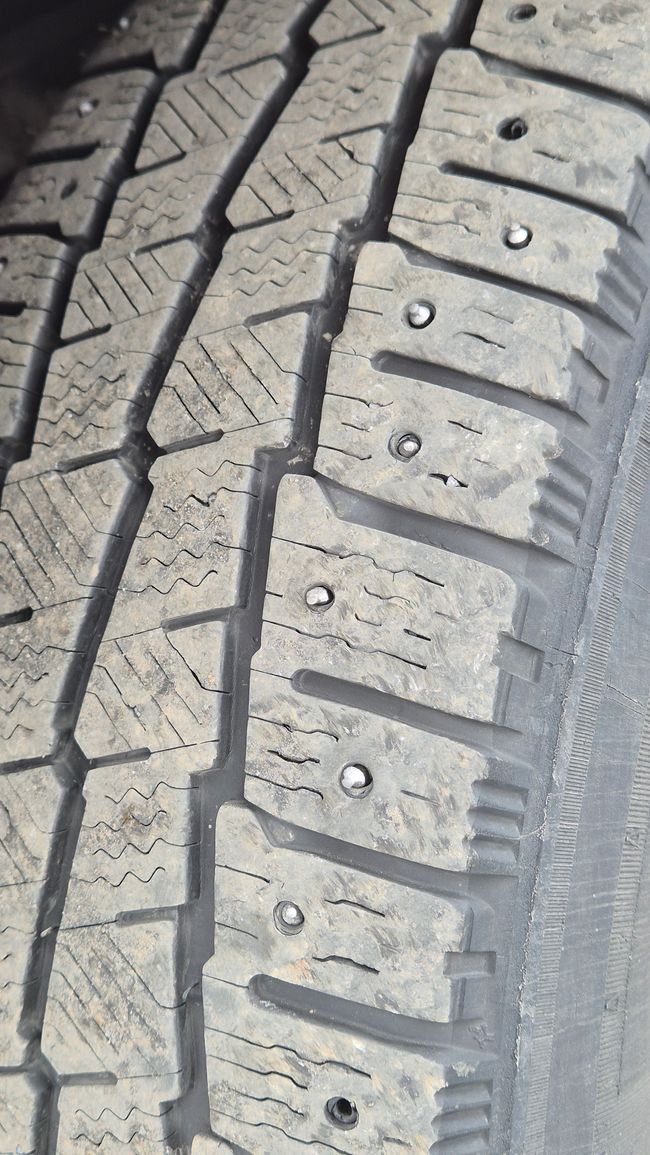 # Zwischen Schneesturm und Hot Tub – Ein wilder Roadtrip nach Akureyri ❄️