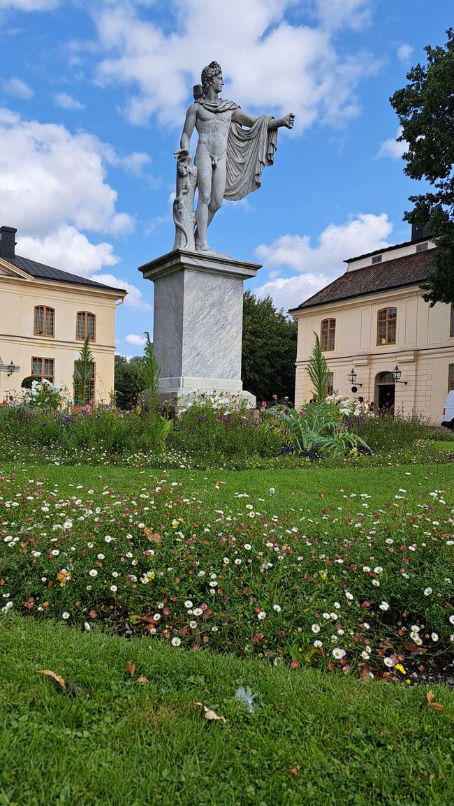 Palace garden