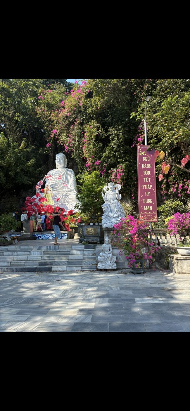 Statue