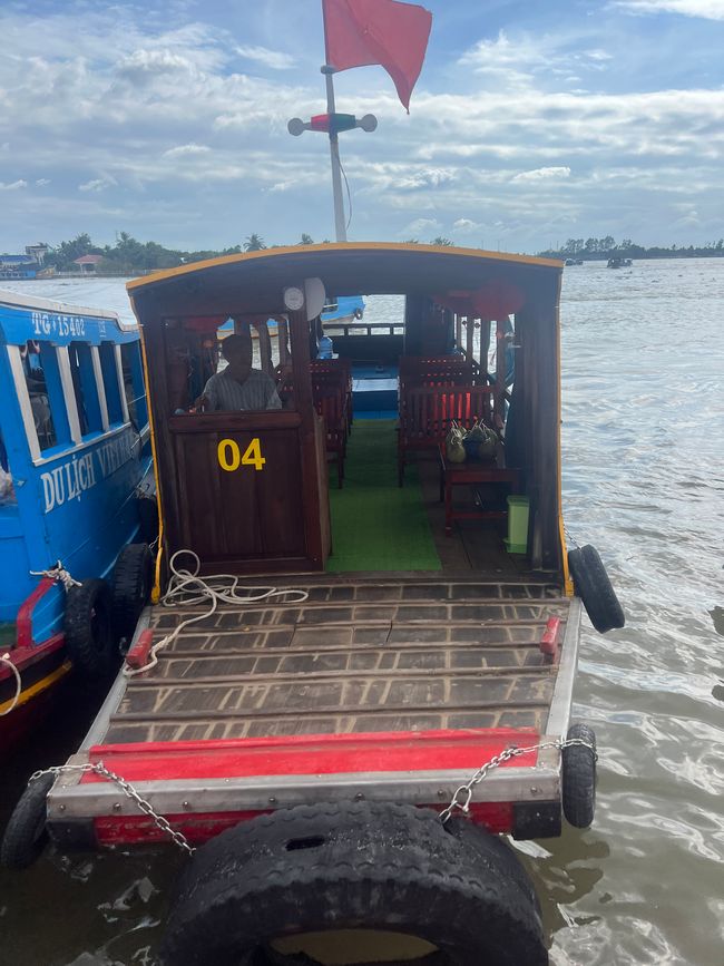 Tag 10 - Ho-Chi-Minh-City: Il Delta del Mekong e la speranza del sogno scintillante