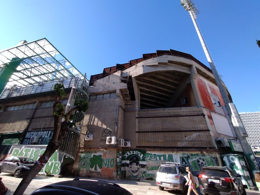 Tag 1: Ankunft in Athen und Abendessen mit Christos Avramidis (Journalist)